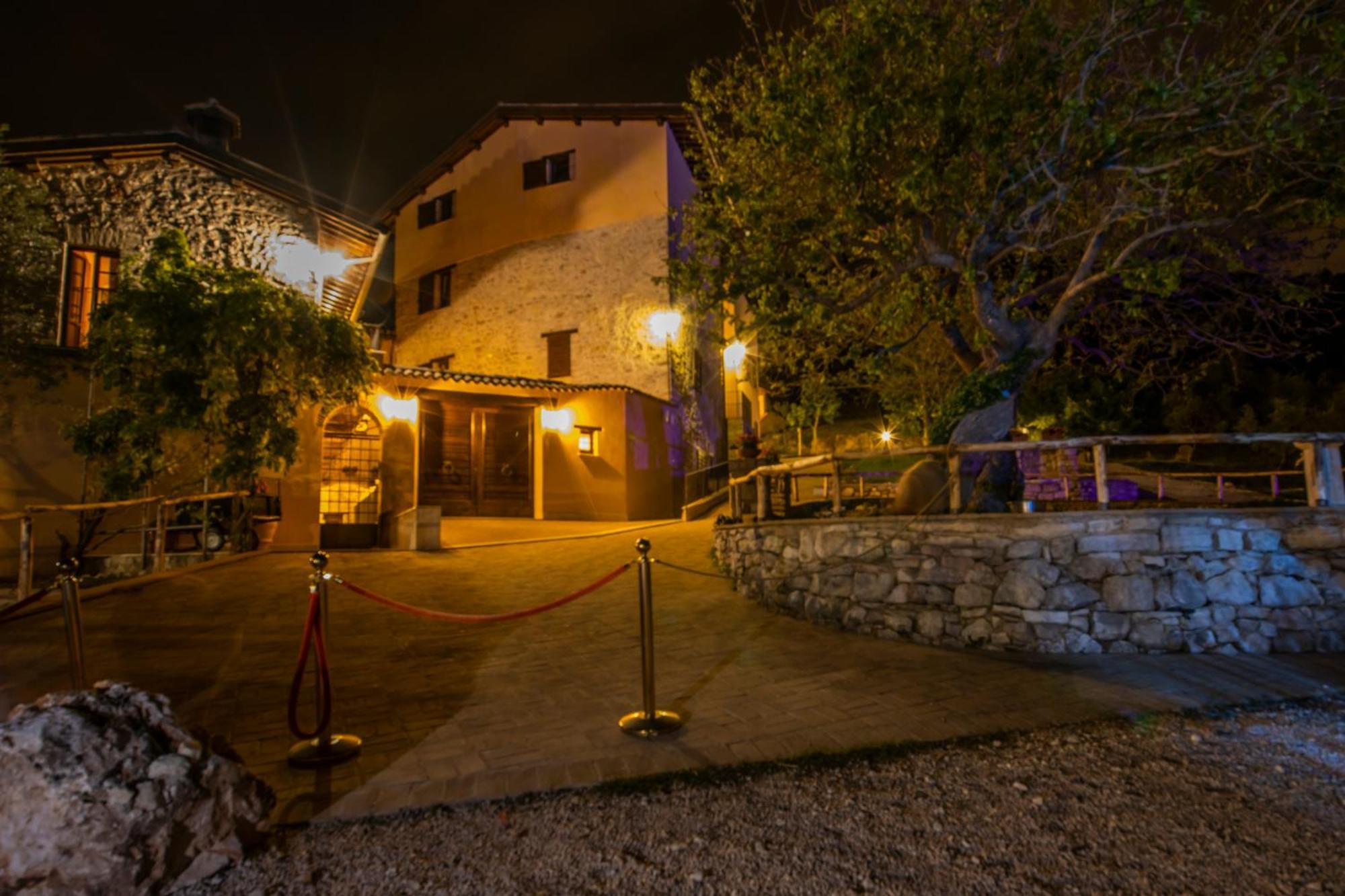 Borgo Incantato Spoleto Pompagnano المظهر الخارجي الصورة